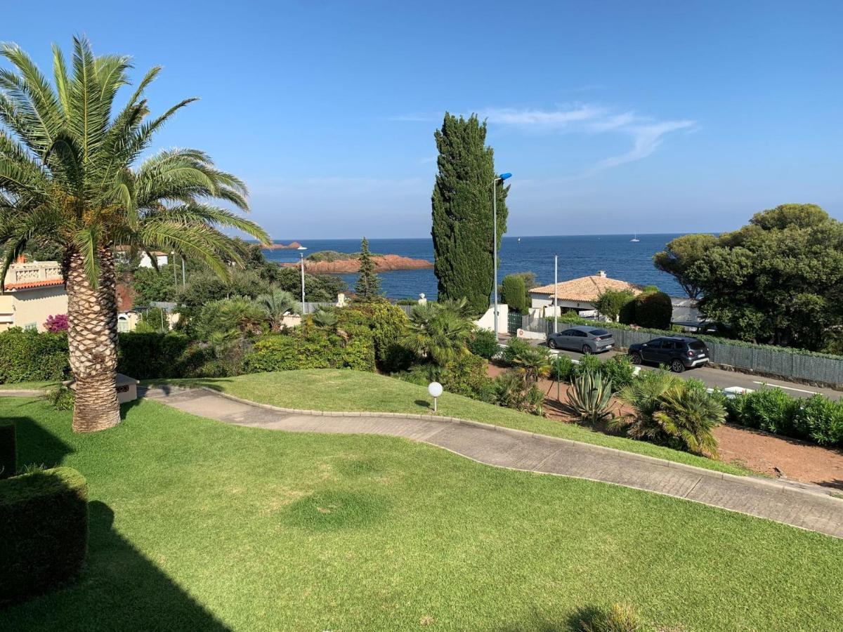 Appartement Vue Mer Domaine Arbore Saint-Raphael (Var) Exterior foto